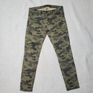 Hudson Krista Super Skinny Crop Jeans Camo Size 29